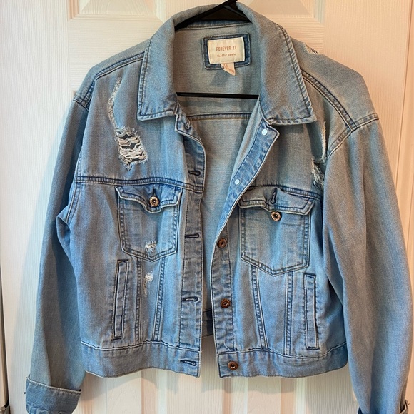 Oversized cropped jean jacket - Picture 1 of 4